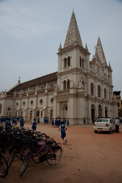 India_JanFeb_10_Cochin_7578.jpg - Santa Cruz Catholic Cathedral