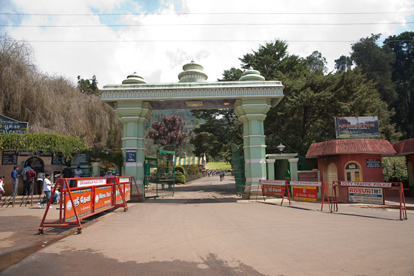India_JanFeb_10_Coonor_8003.jpg - Entrance to Botanic Garden in Ooty, at the end of the train line.  One hour train ride from Coonor.  Fare 3 rupees, 6 cents.