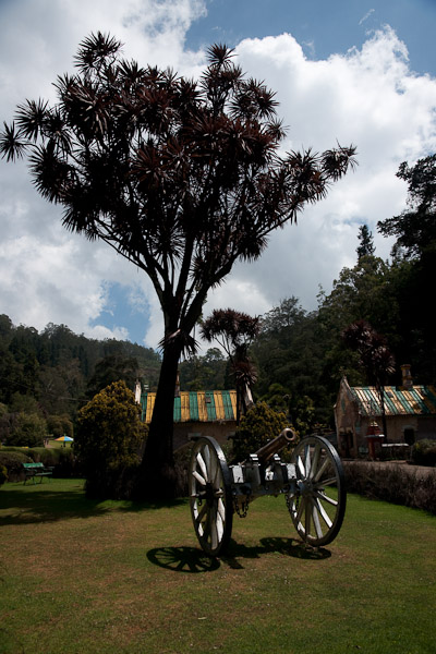 India_JanFeb_10_Coonor_8013.jpg - Canon at garden entrance
