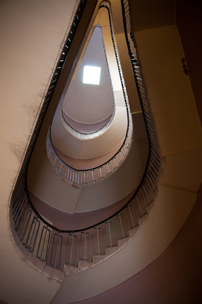 India_JanFeb_10_Jodhpur_6329.jpg - Stairwell inJodhpur Meharangarh Fort
