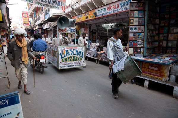 India_JanFeb_10_Pushkar_5608.jpg - Paraade through Pushkar.  There seemed to be one every day.