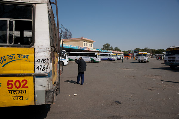 India_Jan_Feb_10_Ajmer_5700.jpg - Almer Bus station