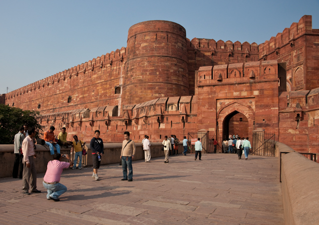 _DSC2987.jpg - Entrance Gate to Agra Fort