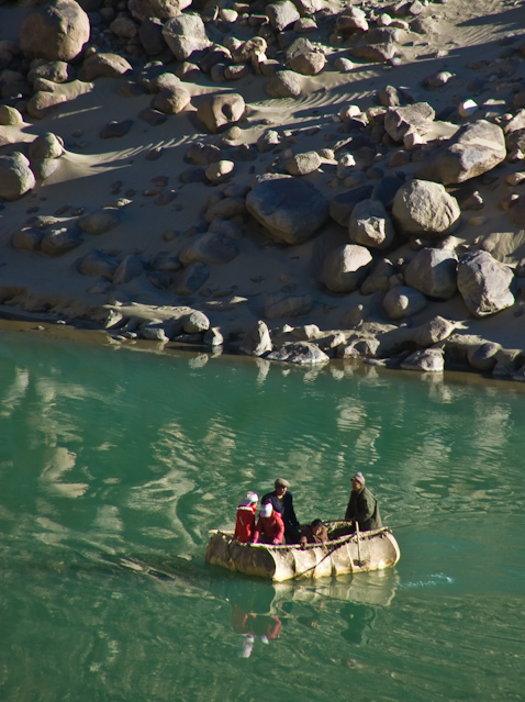 China_Feb_06_7259.jpg - Skin Boat, Tibet, China 14x18 framed