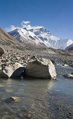 China_November_06_Land_Cruiser_2744