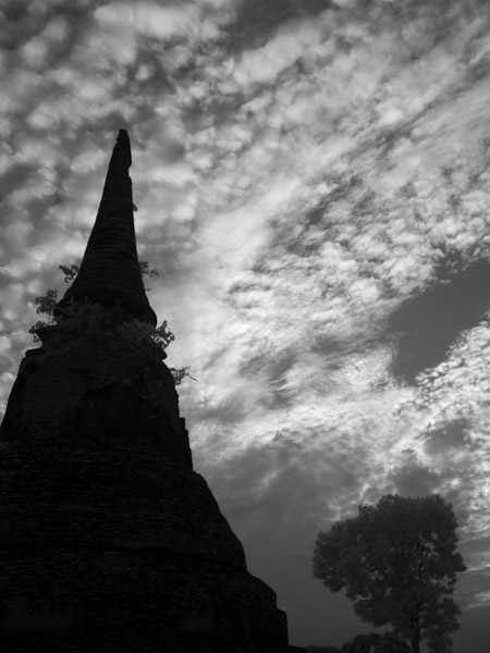 Thailand_OctNovDec_2010_Ayutthaya_Infrared_2534.jpg