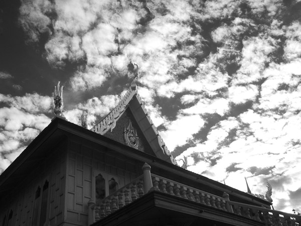 Thailand_OctNovDec_2010_Ayutthaya_Infrared_2708.jpg