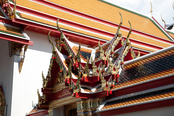 Thailand_Bangkok_OctNovDec_2010_2957.jpg - Roofline