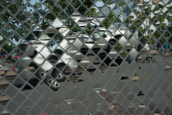 Thailand_Chiang_Mai_OctNovDec_2010_3220.jpg - Silver car