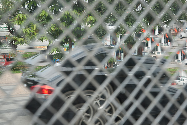 Thailand_Chiang_Mai_OctNovDec_2010_3992.jpg - Black car
